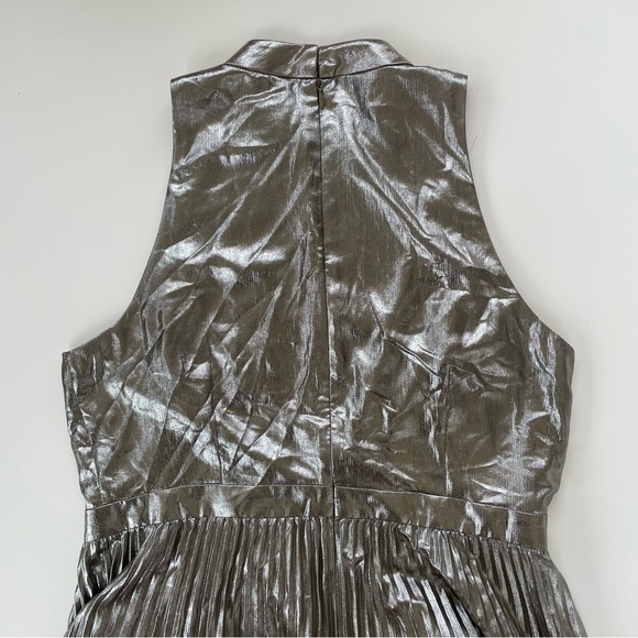 Ann Taylor Silver Bronze Sleeveless Pleated Accordion Chiffon Dress Size 12P NWT - Picture 6 of 10